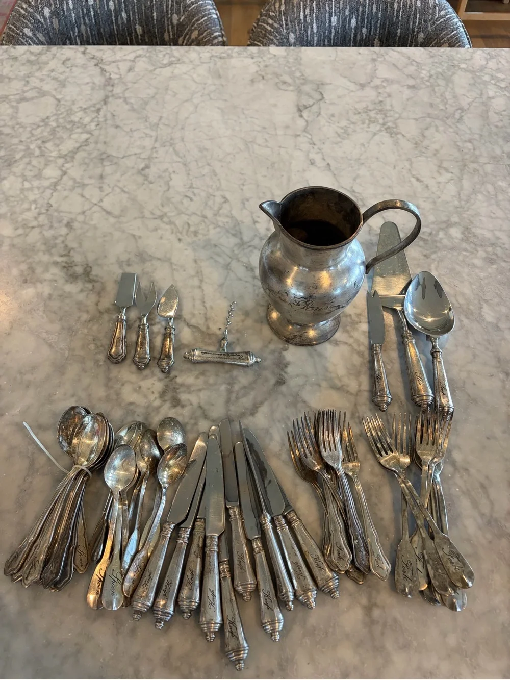 Classic Silver-Tone Metal Pitcher - Vintage-Style Home Dining Accent REAL SILVER